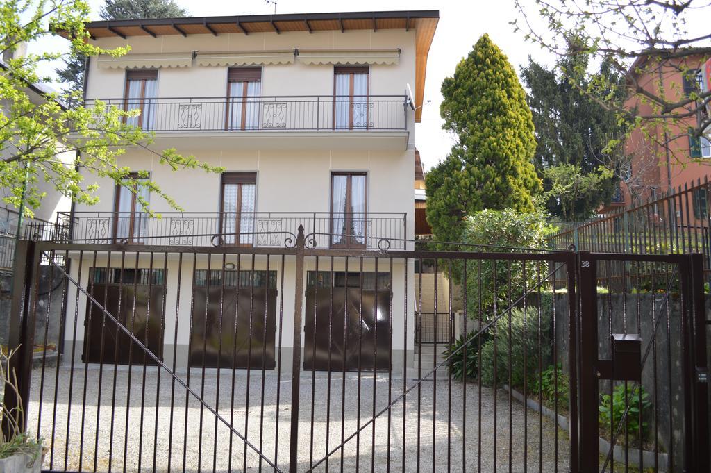 Апартаменти Betty'S House Манделло-дель-Ларіо Екстер'єр фото