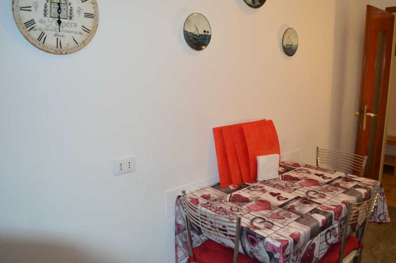 Апартаменти Betty'S House Манделло-дель-Ларіо Екстер'єр фото